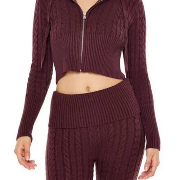 Forever 21 Cropped Cable Knit Zip-Up Sweater Burgundy Size S NWT - Picture 2 of 4